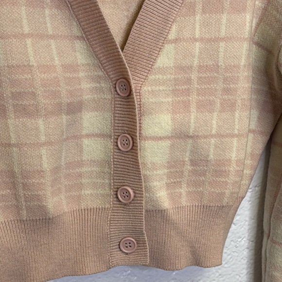 Love Tree Cream Cropped Cardigan Sweater - Picture 3 of 7